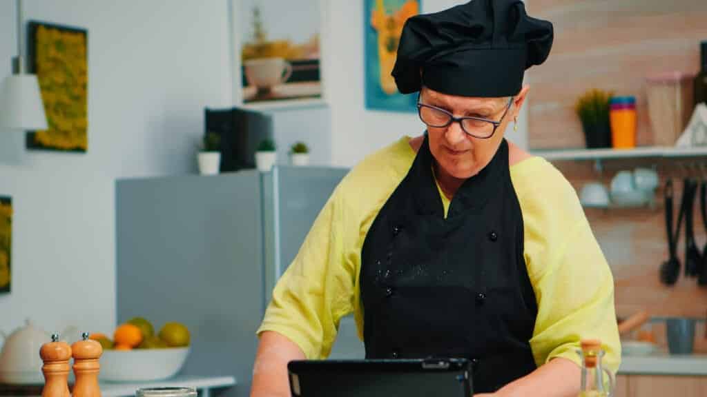 About 1 woman chef using tablet in kitchen 2025 02 17 04 22 11 utc 3pos About